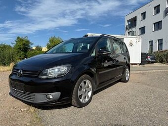 Volkswagen Touran 1.6 TDI 77 KW, 2011.