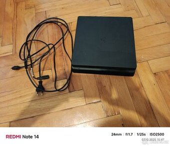 Ps4 slim 1Tb