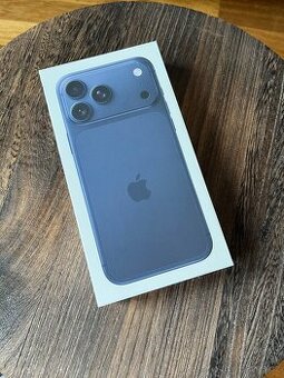 Apple iPhone 17 Pro Max 512GB Modrý
