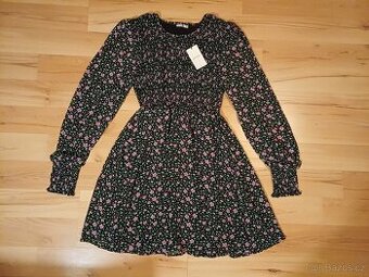 Květované šaty, vel.38, nové