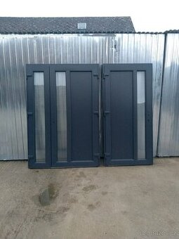 Vchodové dveře antracit/bila