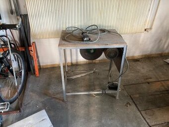 Stolní kotoučová pila 380v