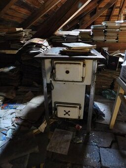 Stará kamna Kabor - už bez dvířek