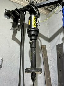 Vrtací jednotka + pařezová fréza na bagr