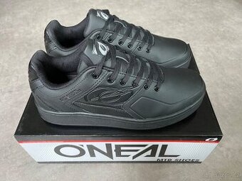 Boty O'NEAL Pinned Flat‑Pedal (vel. 40) – nové, nepoužité