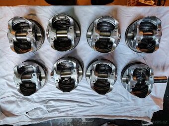 Kované písty big block