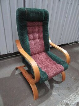 Nabízím zajímavé designové moderní křeslo pohodlné. Ihned k