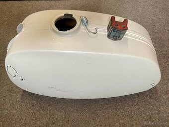 Nádrž s chrom. boky + kastliky + guma + pružina