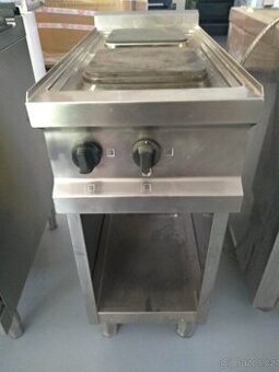 ELEKTRICKÝ DVOUPLOTÝNKOVÝ VAŘIČ ZANUSSI - použité