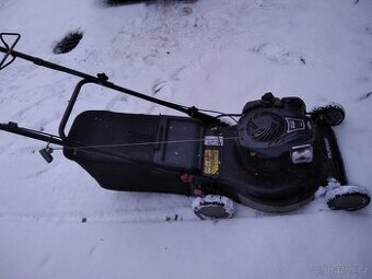 Sekačka s pojezdem murray