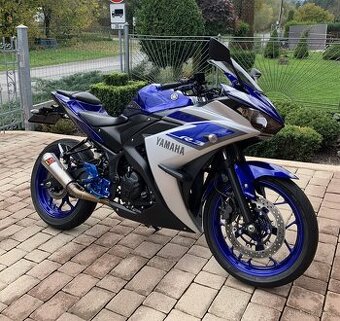 Yamaha YZF R3 2016 - TOP STAV