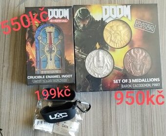 Edice Bonusy Xzone JRC drobnosti klíčenky atd...