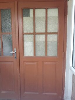 Dvoukřídlé dveře