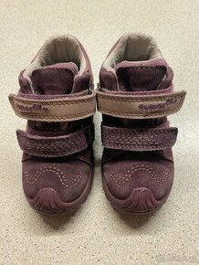 Kotníkové celoroční goretexové botičky vel. 21