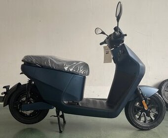 NOVÝ elektroskútr s motorem BOSCH a baterií 60V / 22Ah