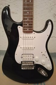 Squier by Fender (Stratocaster)