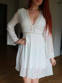 Nádherné nové bílé boho šaty s krajkou