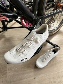 Cyklistické tretry Fizik Tempo Decos Carbon - white - 1