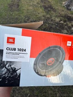 subwoofer jbl club 1024