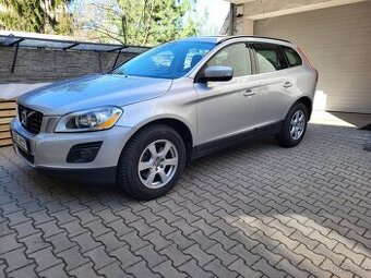 Volvo XC 60  2.4 D  5válec 136 KW  4x4  Manuál 133321 Km