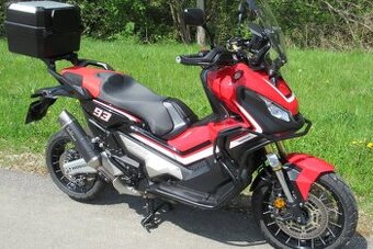 Honda X-ADV 750 LeoVince