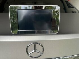 Display mercedes