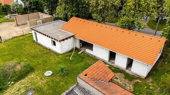 Prodej - domu Hostomice okr. Beroun, ev.č. PL100/66 - 1