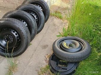 Zimní pneu 205/55 R16 obuté na plechu 5x108 + dojezdovka