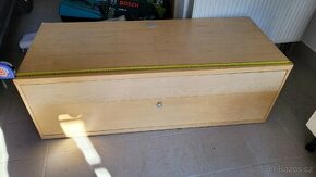 Prodam TV stolek Ikea
