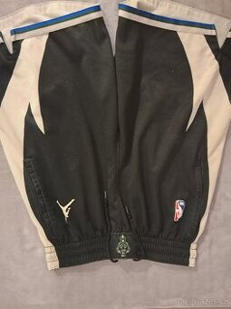 NBA MILWAUKEE BUCKS MIL SHORT 22 - 1