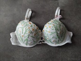 Dream Angels Push-Up podprsenka s výšivkou sedmikrásek