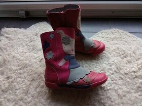 kozene vyssi boticky zn. Clarks vel.25