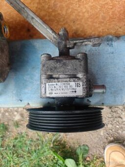 Volvo xc90 147kw Servo pumpa
