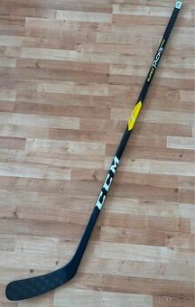 hokejka CCM Super Tacks Pro