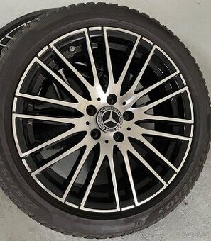 Zimni Mercedes C w206 s206 r18 + 225/45/18 90%