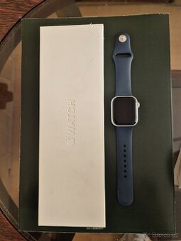 Apple watch 9