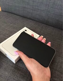 IPhone 11 128GB Bílý kondice baterie 73%