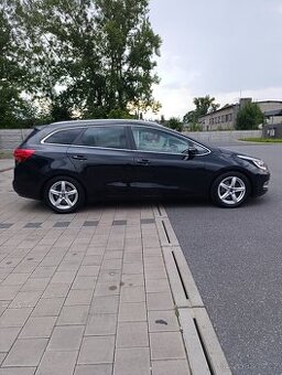 Prodám Kia Ceed sw 1.6 crdi 94kw rok 2015