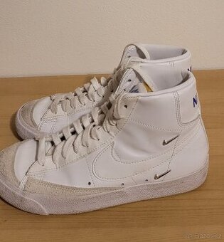 Kotníkové Nike
