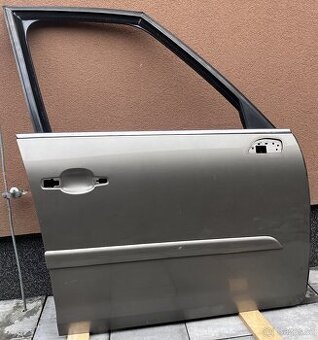 Dveře, PP, barva písková KEBC na C4 GRAND PICASSO