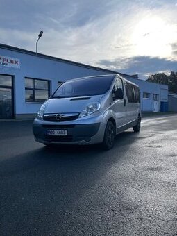 Opel vivaro 2.5dci