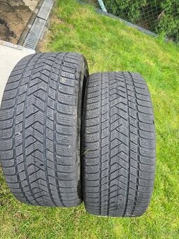Pirelli Scorpions 285 40 22 zimni