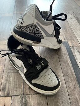 Nike Air X Jordan Retro Hybrid
