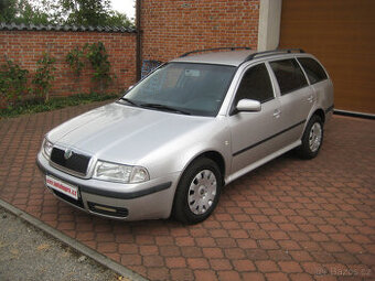 ŠKODA OCTAVIA TOUR COMBI 1.6 MPi 75 KW - 1