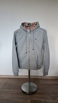 Hezká mikina s kapucí Burberry