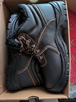 Prodám pracovní boty