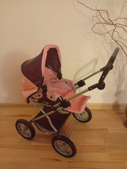 Kočárek pro panenky