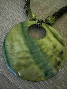 Perletovy nahrdelnik