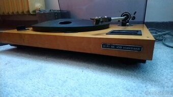 Gramofon Tesla nc 450 hi-fi