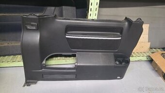 VW T6 Multivan Highline - interier, levý zadní bok